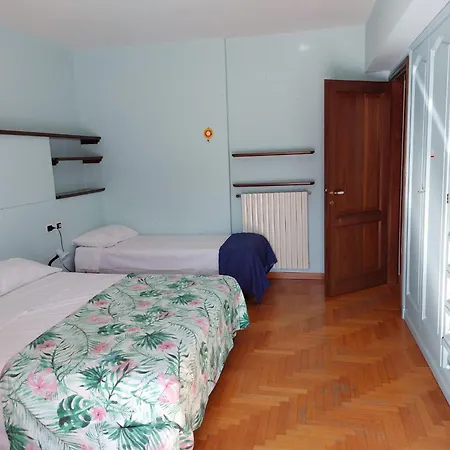 Casa 140 Mq Con Terrazza Vista Mare